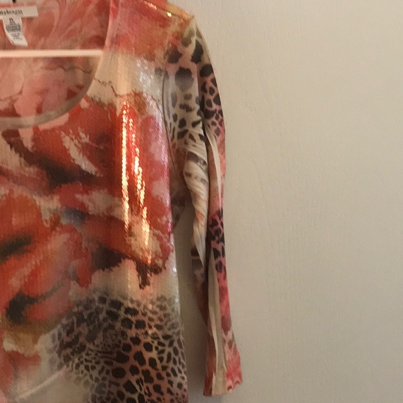 Two tops, different patterns! Same size LP - Picture 4 of 5